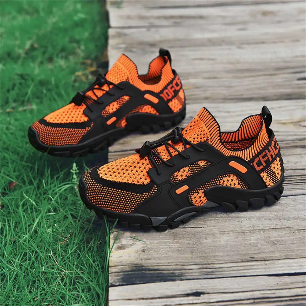 Supplier Wedding - Sepatu olahraga pria, ukuran 43 ukuran