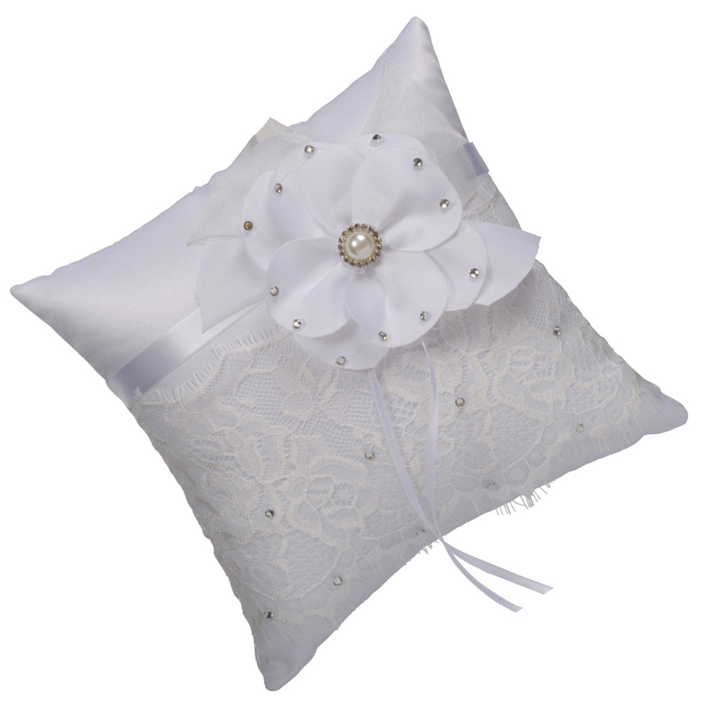 Ring Bearer Pillow - Bantal Cincin Pernikahan Berhias Renda Bunga