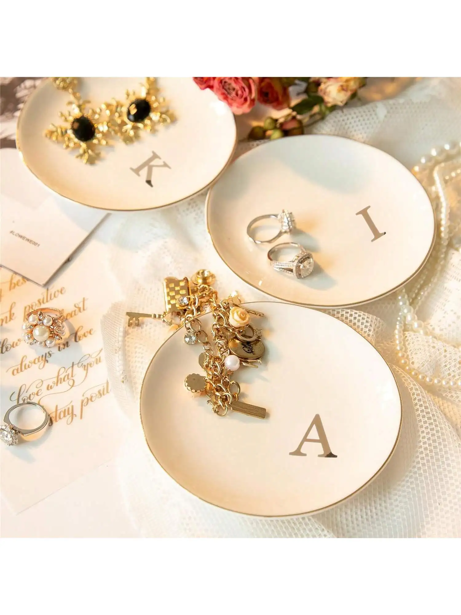 Baki perhiasan piring cincin i - Wedding Z ulasan dan harga