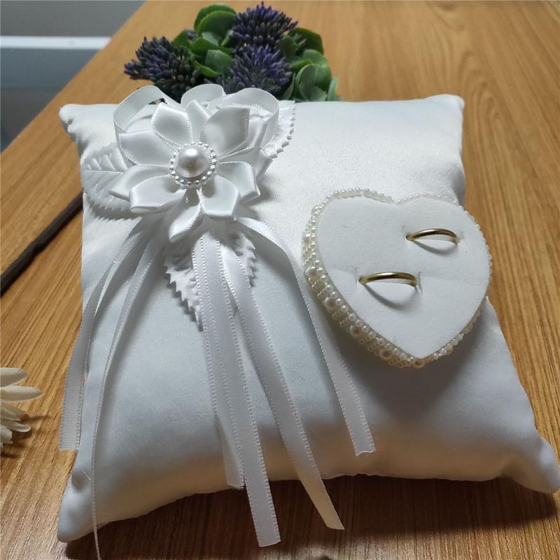 Bantal Cincin Kawin Romantis E - Ring Bearer Pillow ulasan dan harga